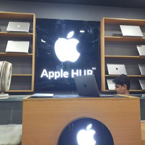 MacBook কেনার সময় নিচের গুলো খেয়াল রাখলে ভালো হবে: