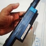 LAPTOP BATTERY OLD & 6 CELL.