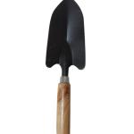 কাঠের হাতলের বেলচা